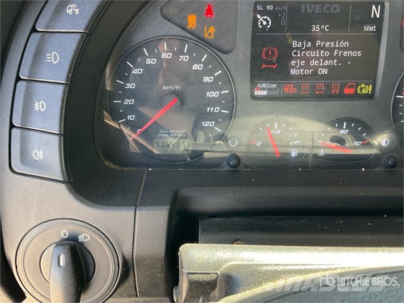 Iveco Stralis 510 4x2 S/A Sleeper Truck Tractor 트랙터 유닛