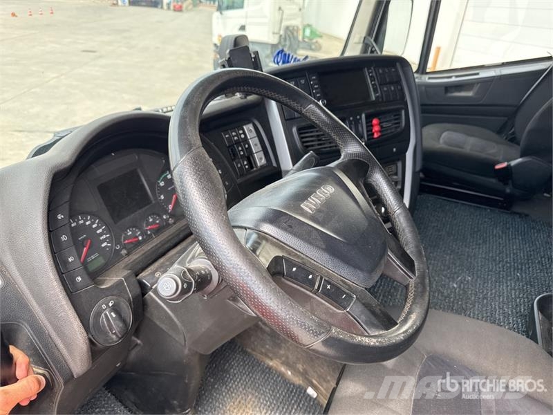 Iveco Stralis 570 X-way 6x4 Logging T/A Sleeper Truck Tr Vetopöytäautot