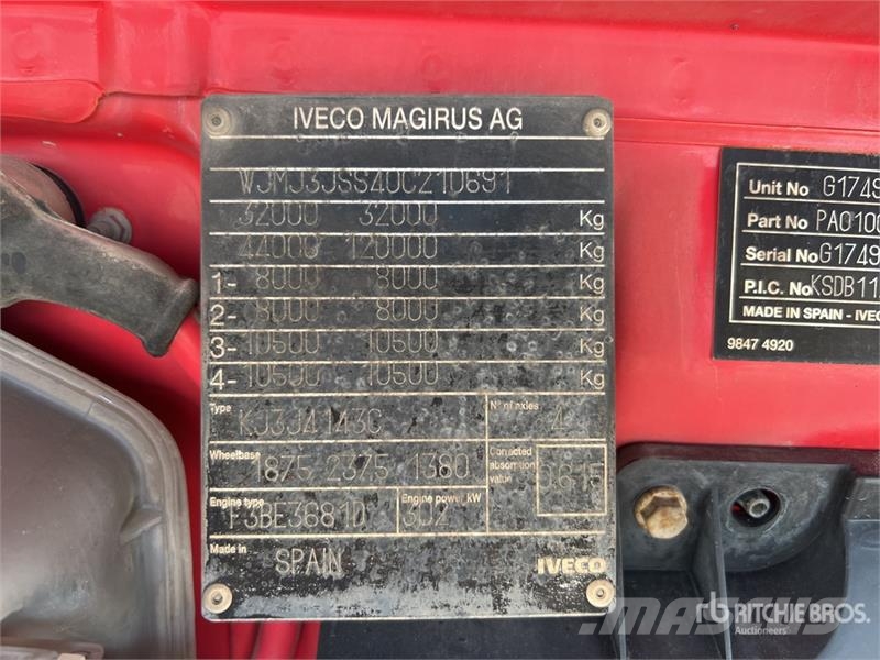 Iveco Trakker 410 8x4 Camion Bi-Benne Tri/A Dump Truck 덤프 트럭