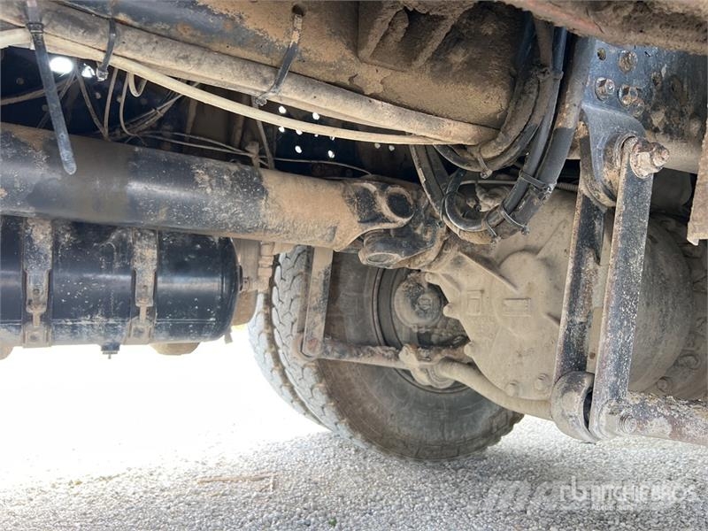 Iveco Trakker 410 8x4 Camion Bi-Benne Tri/A Dump Truck 덤프 트럭