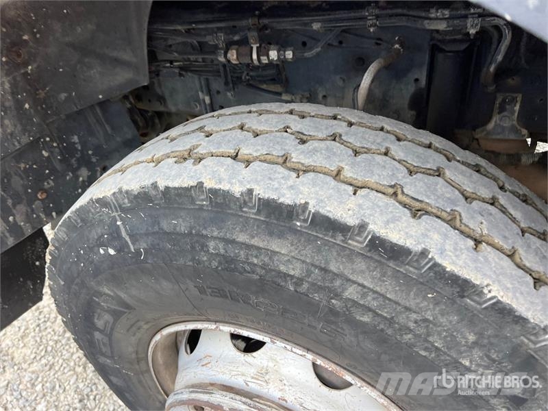 Iveco Trakker 450 Kiper tovornjaki