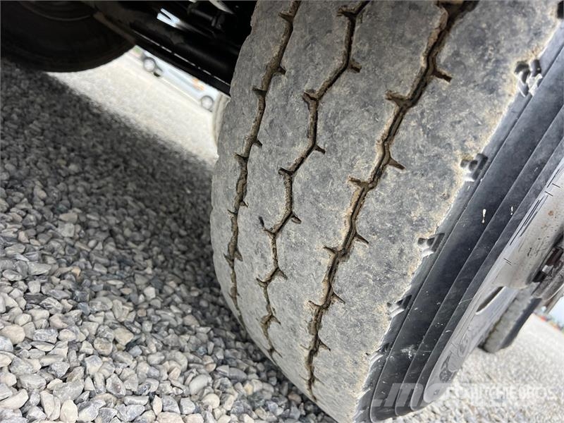 Iveco Trakker 450 Kiper tovornjaki