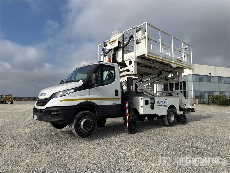Iveco Tunlift 737-500 5 m on Iveco Daily 70-180 4x2 Buck Auto korvtõstukid