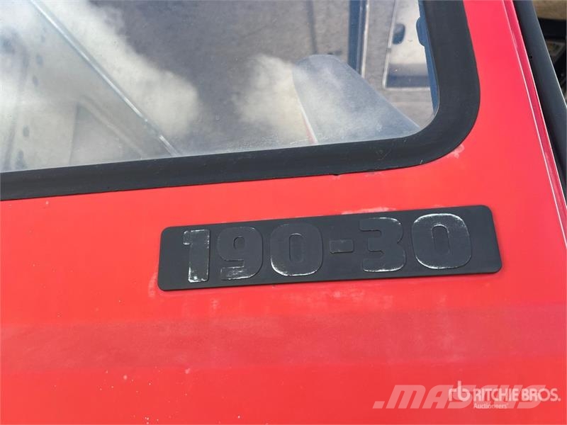 Iveco Unic 190-30 6x2 T/A Dump Truck Camion benne