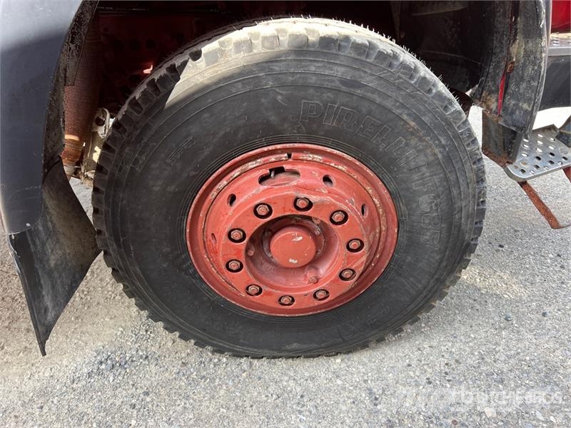 Iveco Unic 190-30 6x2 T/A Dump Truck Camion benne