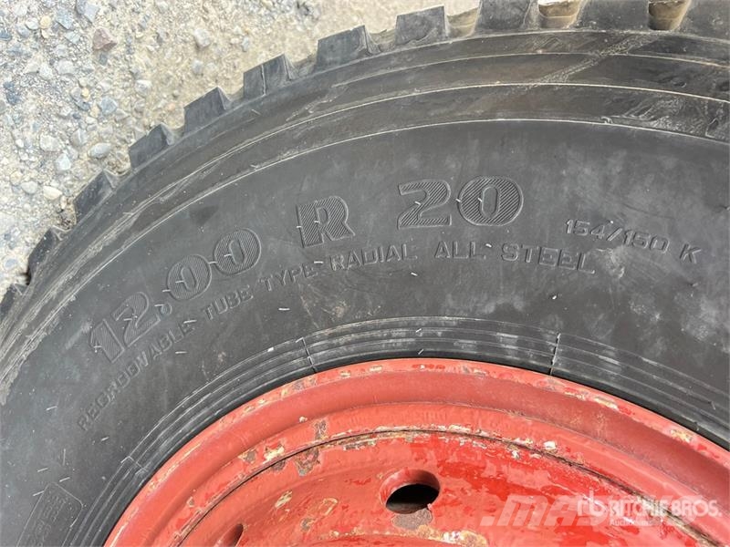 Iveco Unic 190-30 6x2 T/A Dump Truck Camion benne