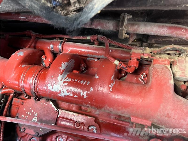 Iveco Unic 190-30 6x2 T/A Dump Truck Camion benne