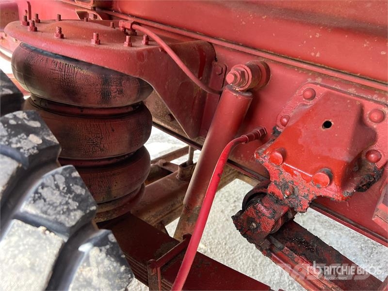 Iveco Unic 190-30 6x2 T/A Dump Truck Camion benne