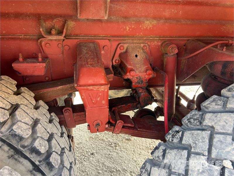 Iveco Unic 190-30 6x2 T/A Dump Truck Camion benne