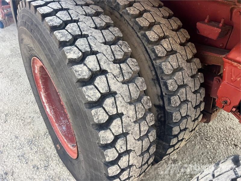Iveco Unic 190-30 6x2 T/A Dump Truck Camion benne