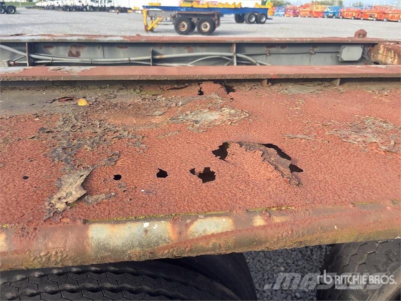 IWT T/A Container Trailer (Inoperable) Container trailers