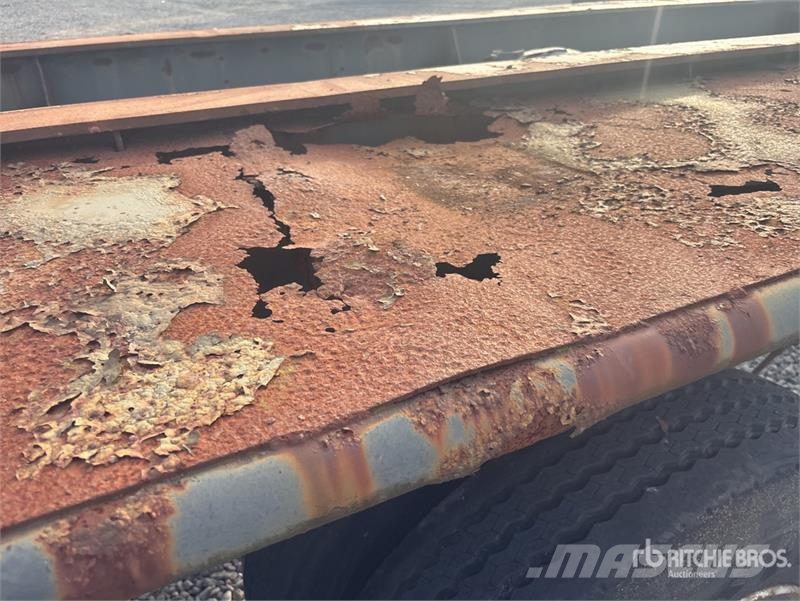 IWT T/A Container Trailer (Inoperable) Container trailers