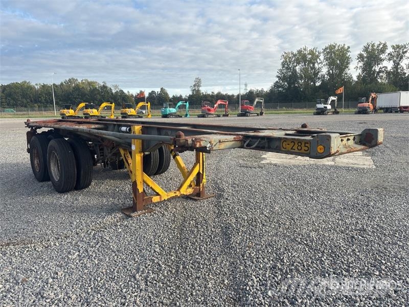 IWT T/A Container Trailer (Inoperable) Container trailers