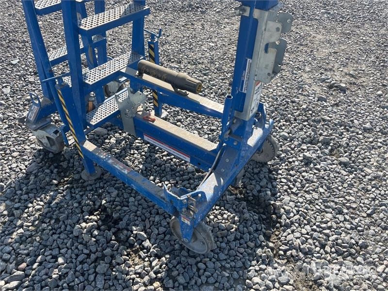 Ixolift 400S Adjustable Work Platform Scaffolding Gerüste & Zubehör