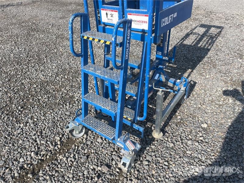 Ixolift 400S Manual Push-Around Work Platform Other components