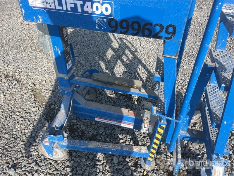 Ixolift 400S Manual Push-Around Work Platform Other components