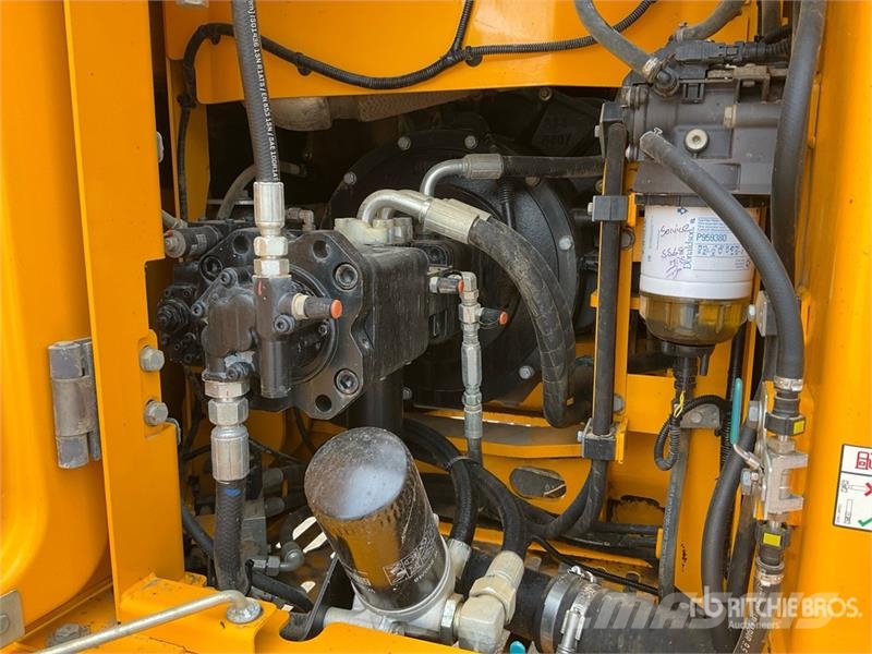 JCB 131X LC Tracked Excavator Crawler excavators