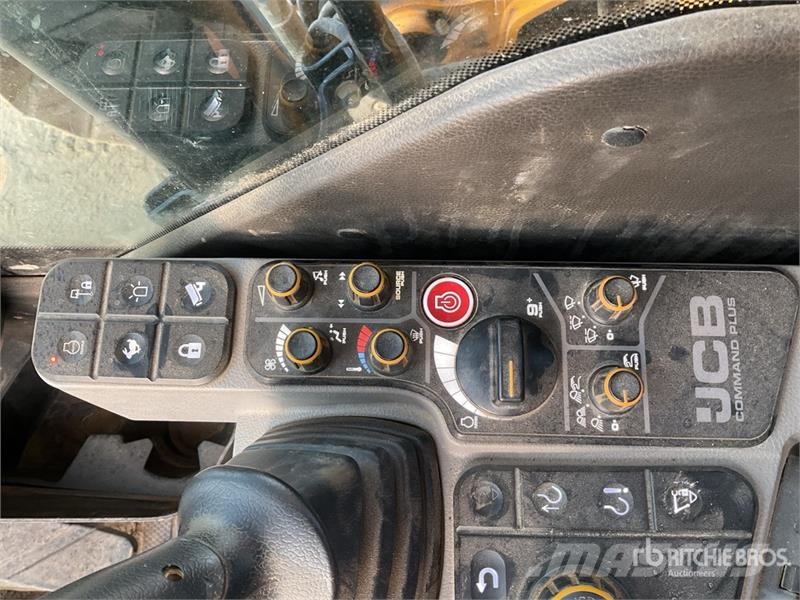 JCB 140X L Tracked Excavator Beltegraver
