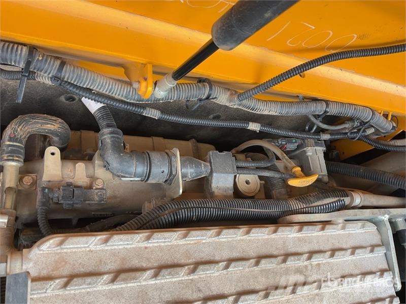 JCB 140XL 4F Tracked Excavator Crawler excavators