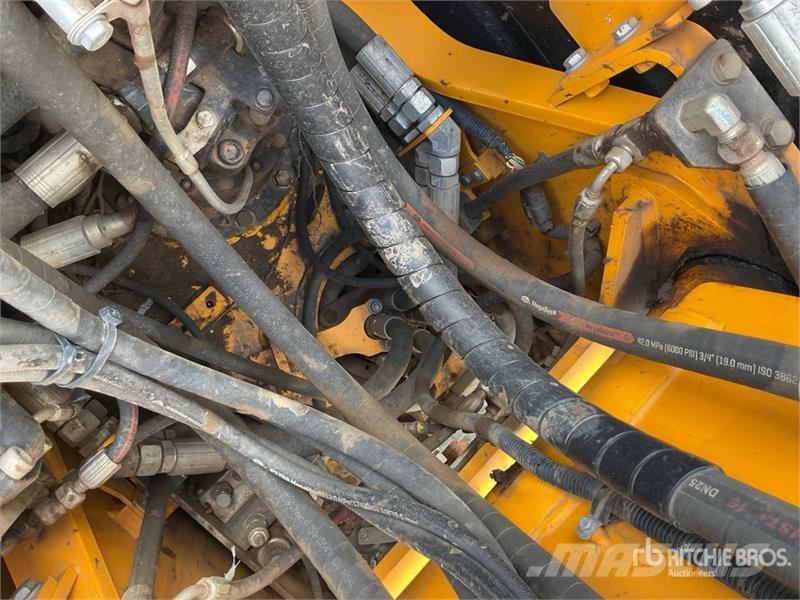 JCB 140XL 4F Tracked Excavator Crawler excavators