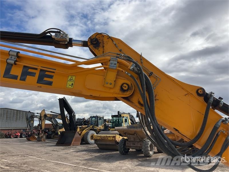 JCB 140XL 4F Tracked Excavator Crawler excavators