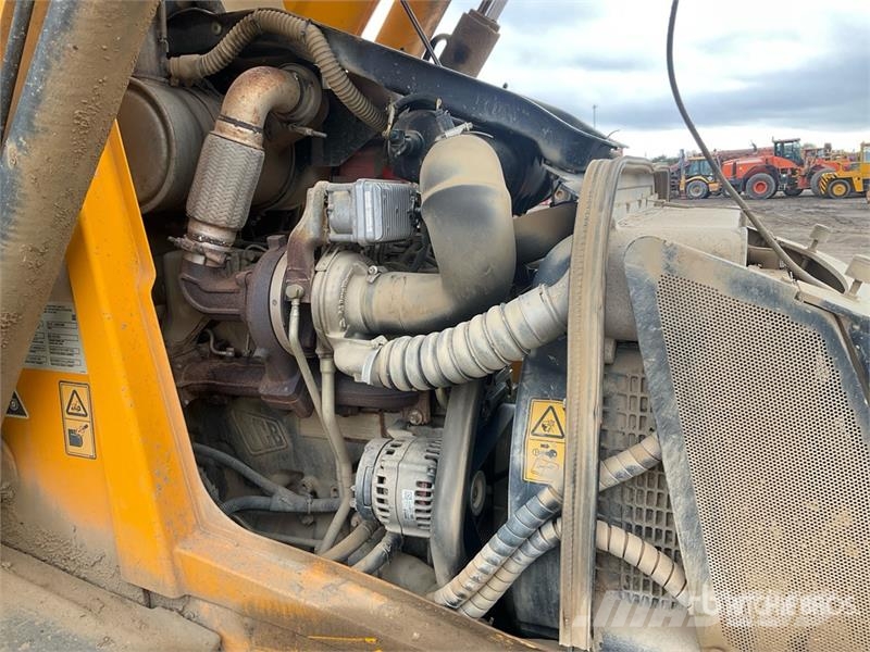 JCB 14M4WM Sitemaster 4x4 Backhoe Loader Kotrórakodók