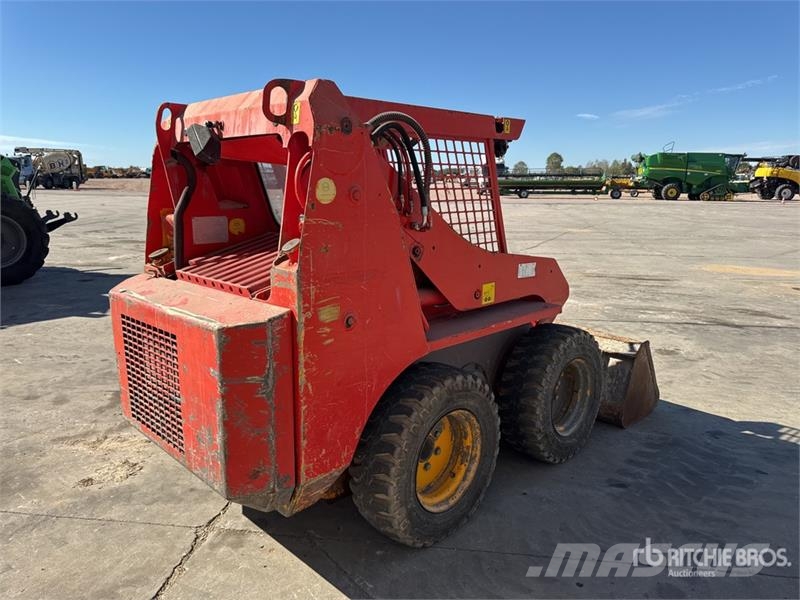 JCB 165 Міні-навантажувачі