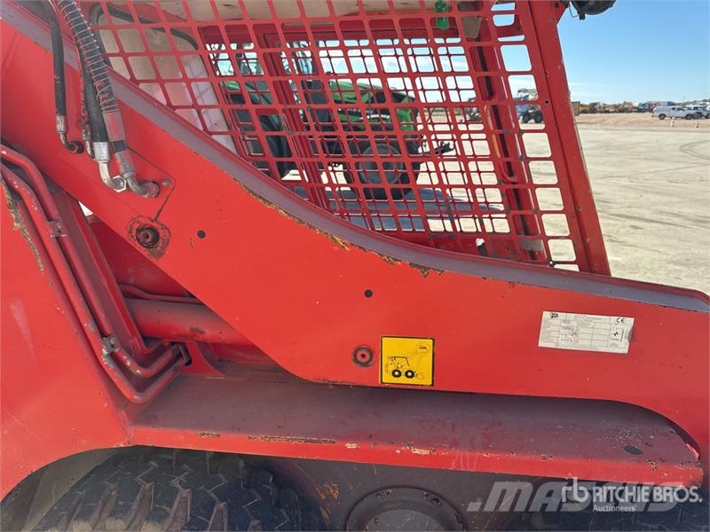 JCB 165 Міні-навантажувачі