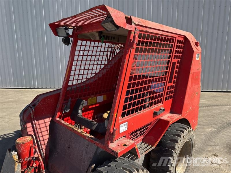 JCB 165 Міні-навантажувачі