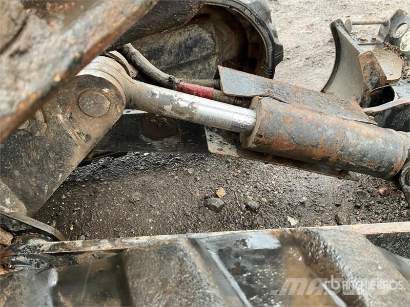 JCB 16C-1 Mini Excavator (Inoperable) Miniescavatori