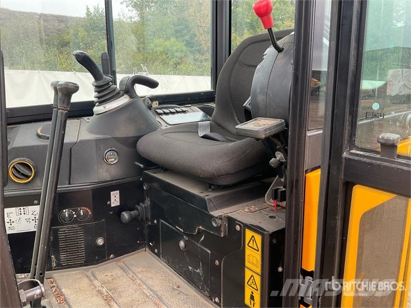 JCB 16C-1 Mini Excavator Mini kotrók < 7t