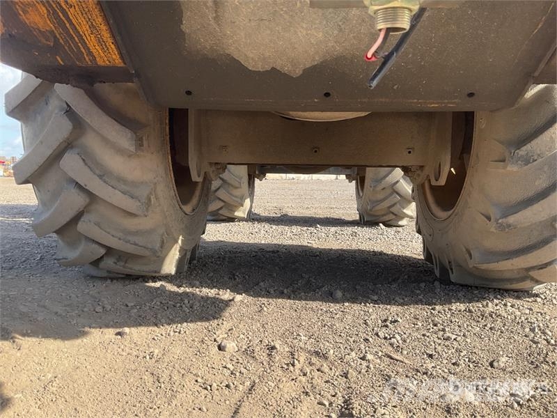 JCB 1THT 1 ton 4x4 Hi-Tip Dumper Mini pašizgāzēji