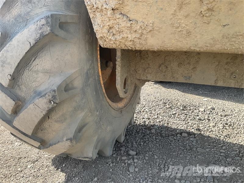 JCB 1THT 1 ton 4x4 Hi-Tip Dumper Mini pašizgāzēji
