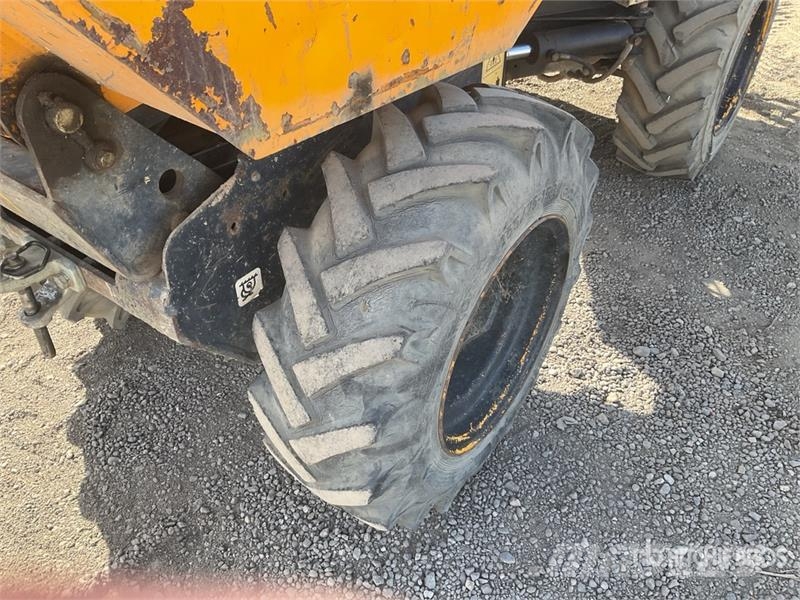 JCB 1THT 1 ton 4x4 Hi-Tip Dumper Mini pašizgāzēji