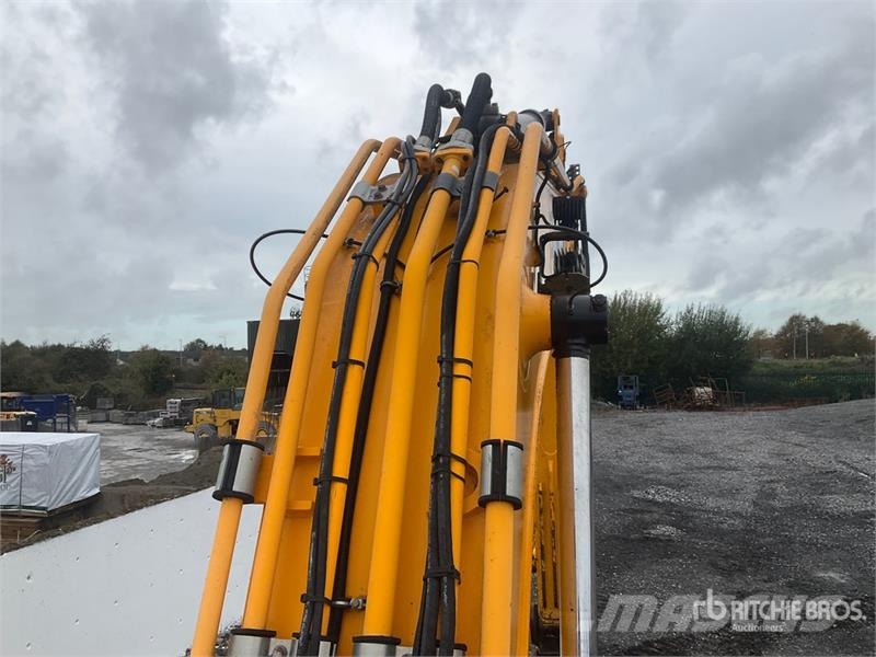 JCB 220X L Tracked Excavator 履帶式 挖土機/掘鑿機/挖掘機