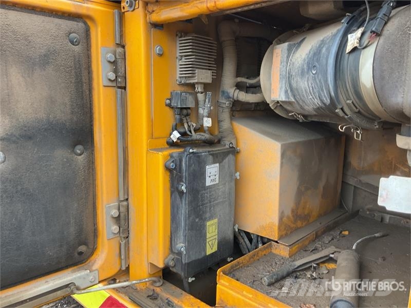 JCB 220X LC Tracked Excavator Gravemaskiner på larvebånd