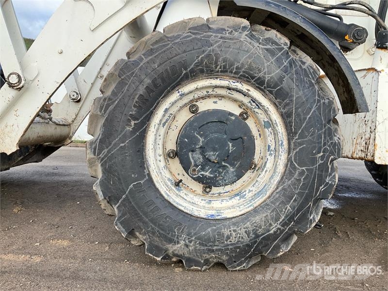 JCB 2CX Airmaster Backhoe Loader (Inoperable) Baggerlader