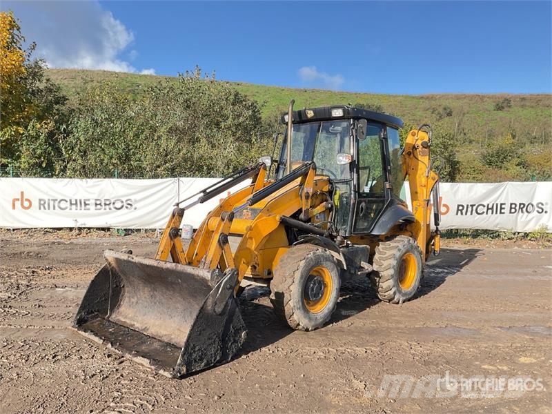 JCB 2CX Streetmaster 4x4x4 Backhoe Loader Rendegravere