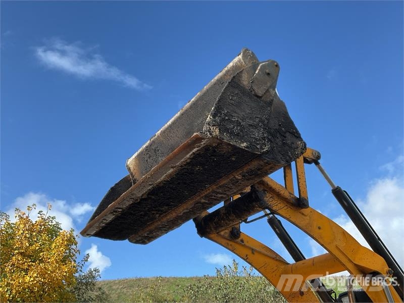 JCB 2CX Streetmaster 4x4x4 Backhoe Loader Rendegravere