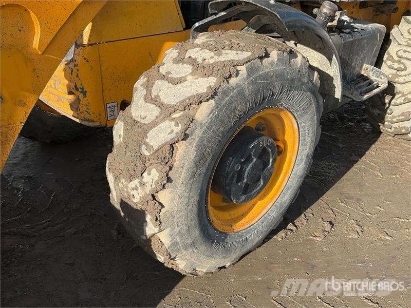 JCB 2CX Streetmaster 4x4x4 Backhoe Loader Rendegravere