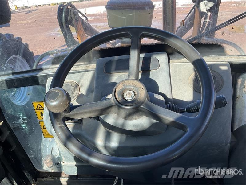 JCB 2CX Streetmaster 4x4x4 Backhoe Loader Rendegravere