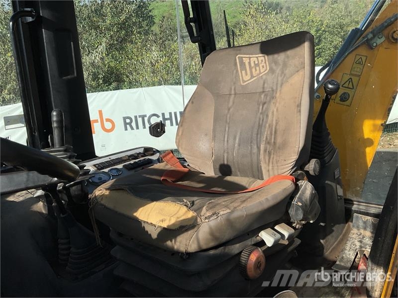 JCB 2CX Streetmaster 4x4x4 Backhoe Loader Rendegravere