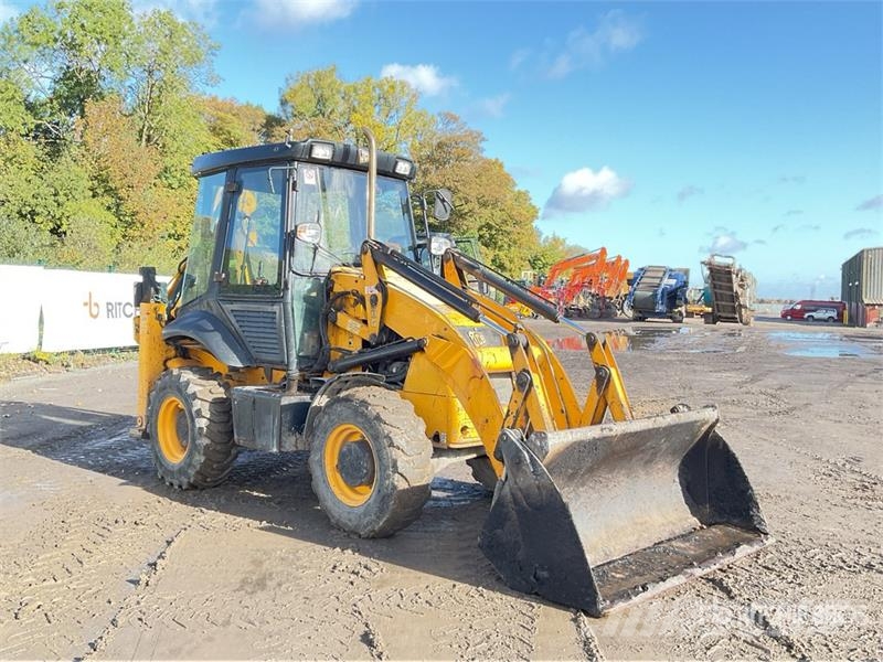 JCB 2CX Streetmaster 4x4x4 Backhoe Loader Rendegravere