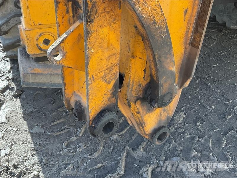 JCB 2CX Streetmaster 4x4x4 Backhoe Loader Rendegravere