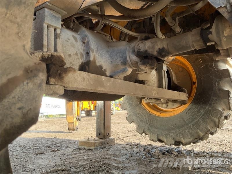 JCB 2CX Streetmaster 4x4x4 Backhoe Loader Rendegravere
