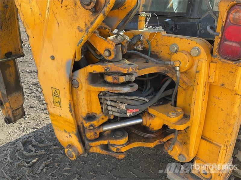 JCB 2CX Streetmaster 4x4x4 Backhoe Loader Rendegravere