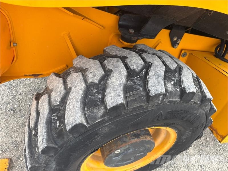 JCB 2CX4W Backhoe Loader Tractopelle
