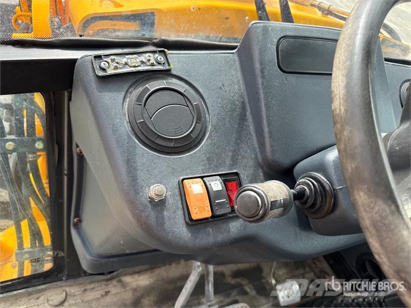 JCB 2CX4W Backhoe Loader Tractopelle