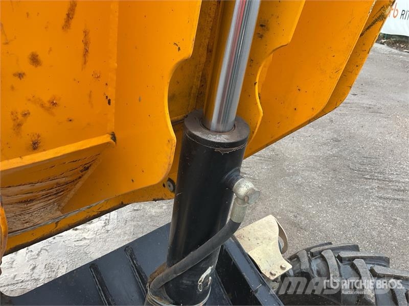 JCB 3 ton 4x4 Swivel Dumper Site dumpers