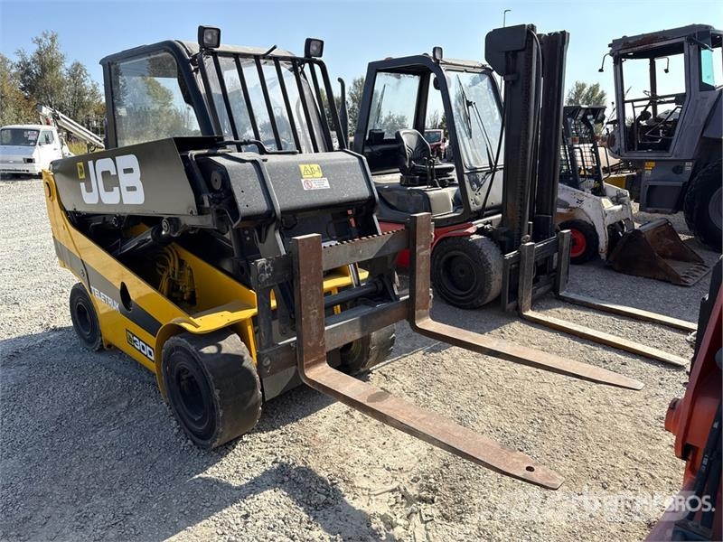 JCB 300 Telehandler (Inoperable) مناولات متداخلة